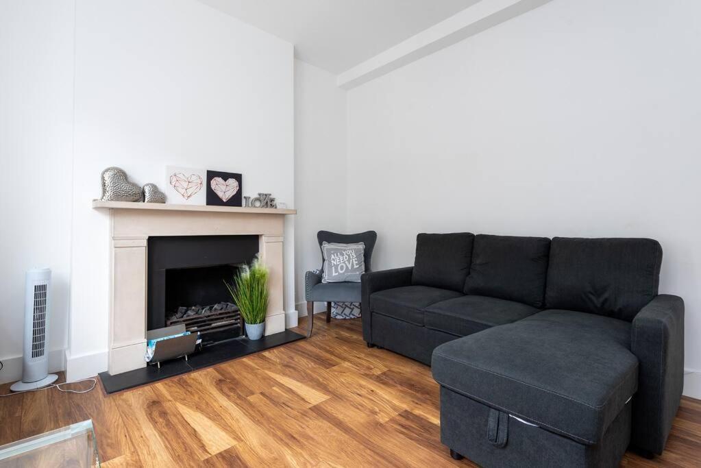 Beautiful Apartment By Hyde Park Ss2 Londra Exterior foto